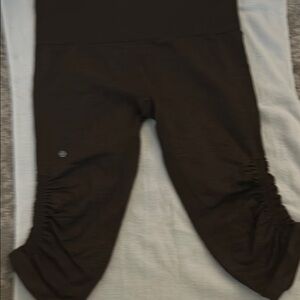 Lululemon Athletica Brown Leggings with Ruched Detail